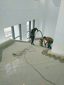 ���ݱ���