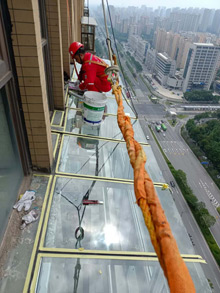 ��ˮ�a(b��)©